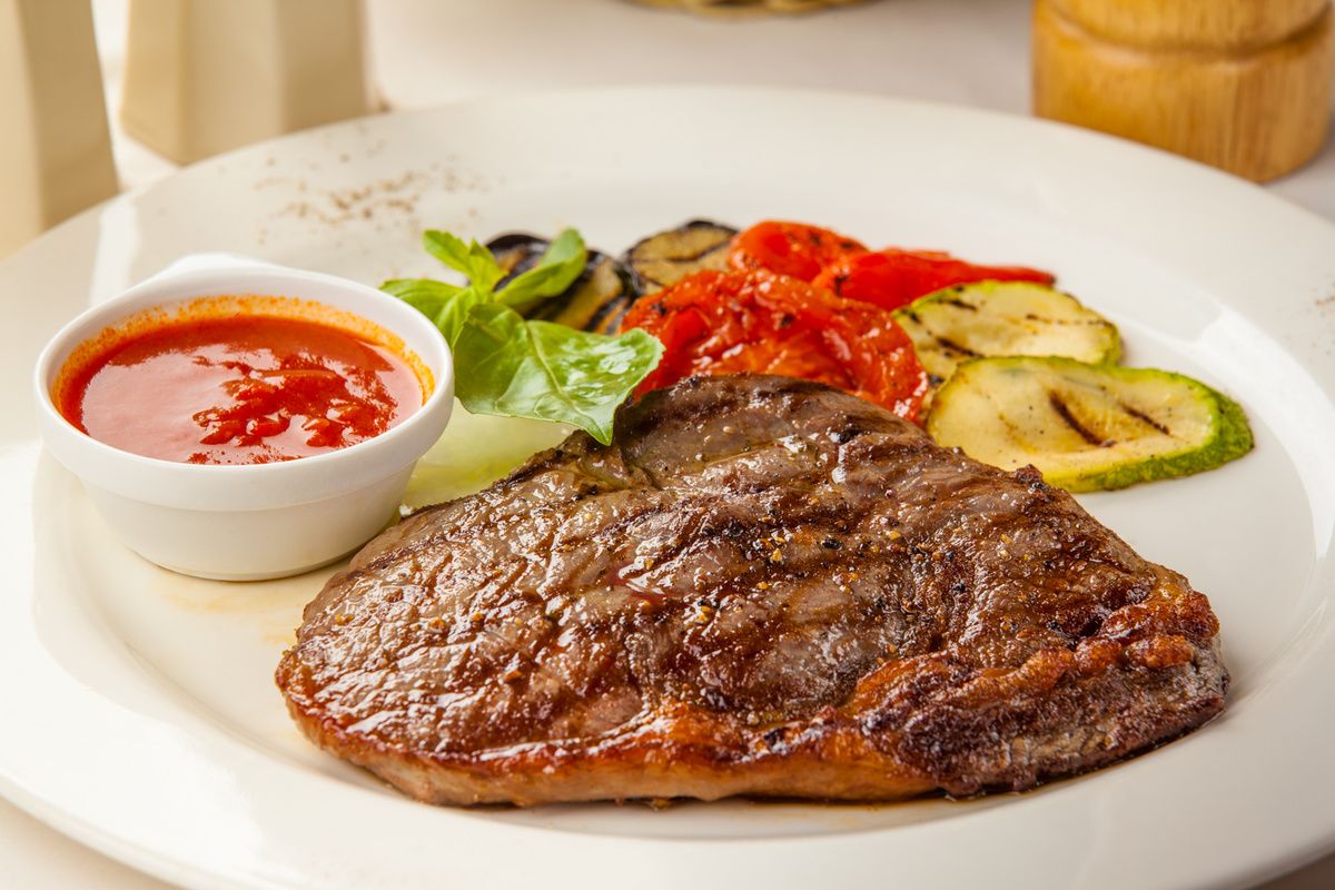 Wie man Schweinefilet richtig brät. Sonst werden sie nicht saftig