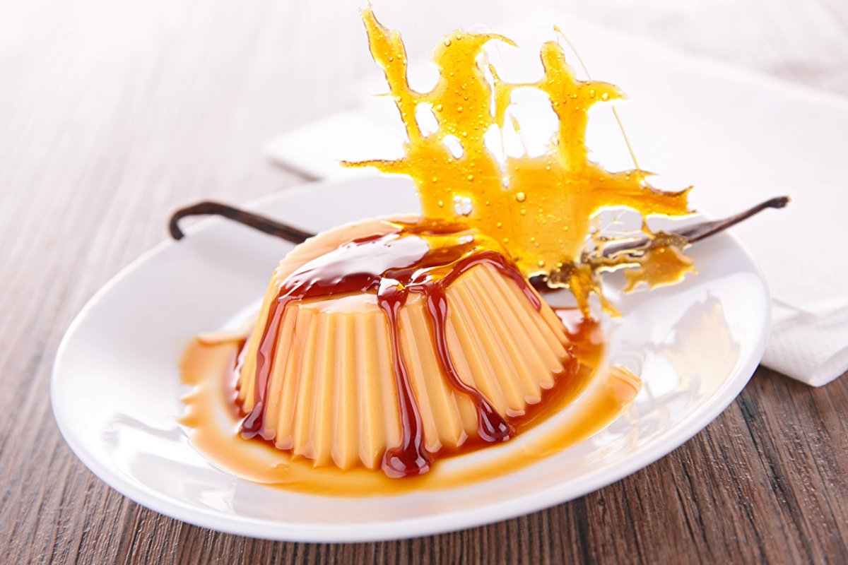 Der Zauber eines hausgemachten Karamelldesserts in zehn Minuten: Dieser Flan mit seinem intensiven Vanillegeschmack ist als Dessert immer ein voller Erfolg.