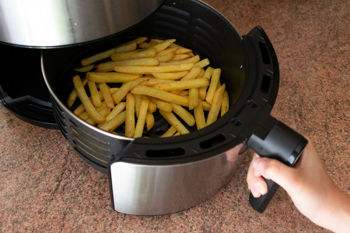 Perfekte Pommes Frites sind einfacher als Sie denken: Nutzen Sie die Heißluftfritteuse