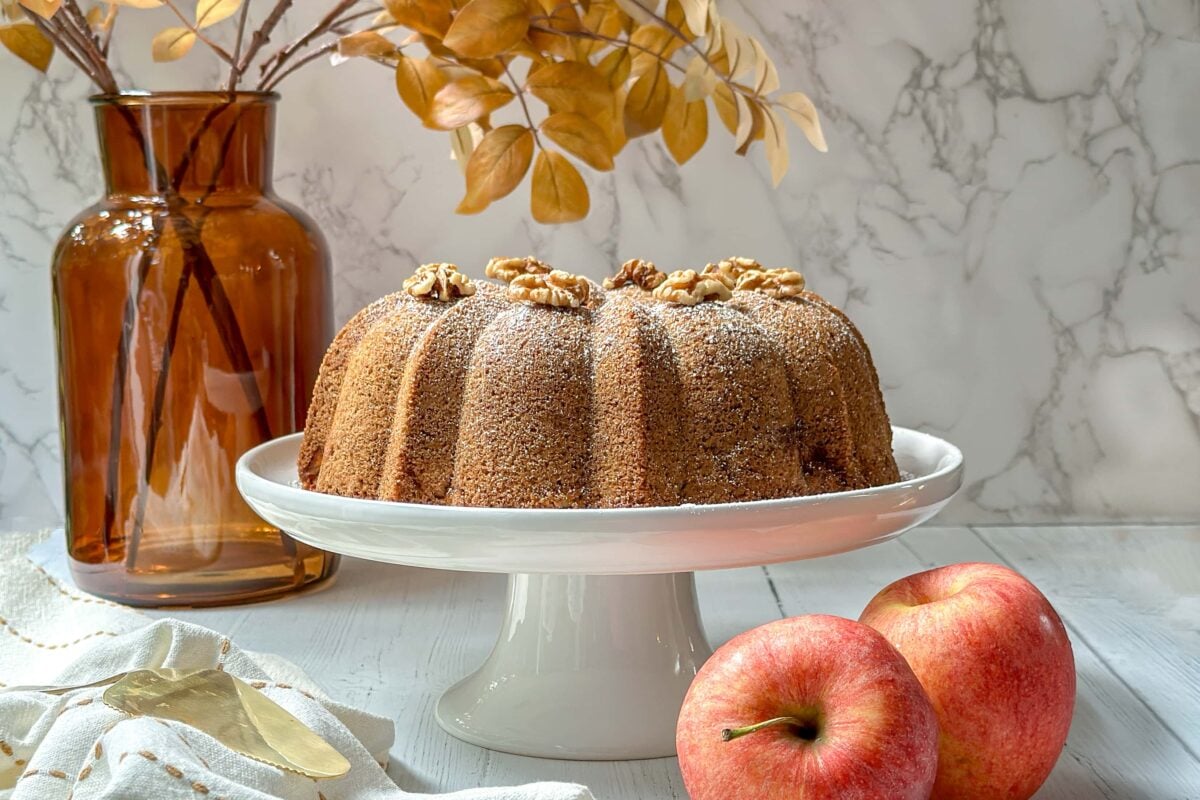 Gewöhnliche Äpfel, ungewöhnlicher Kuchen. Das Geheimnis liegt in der Zubereitung