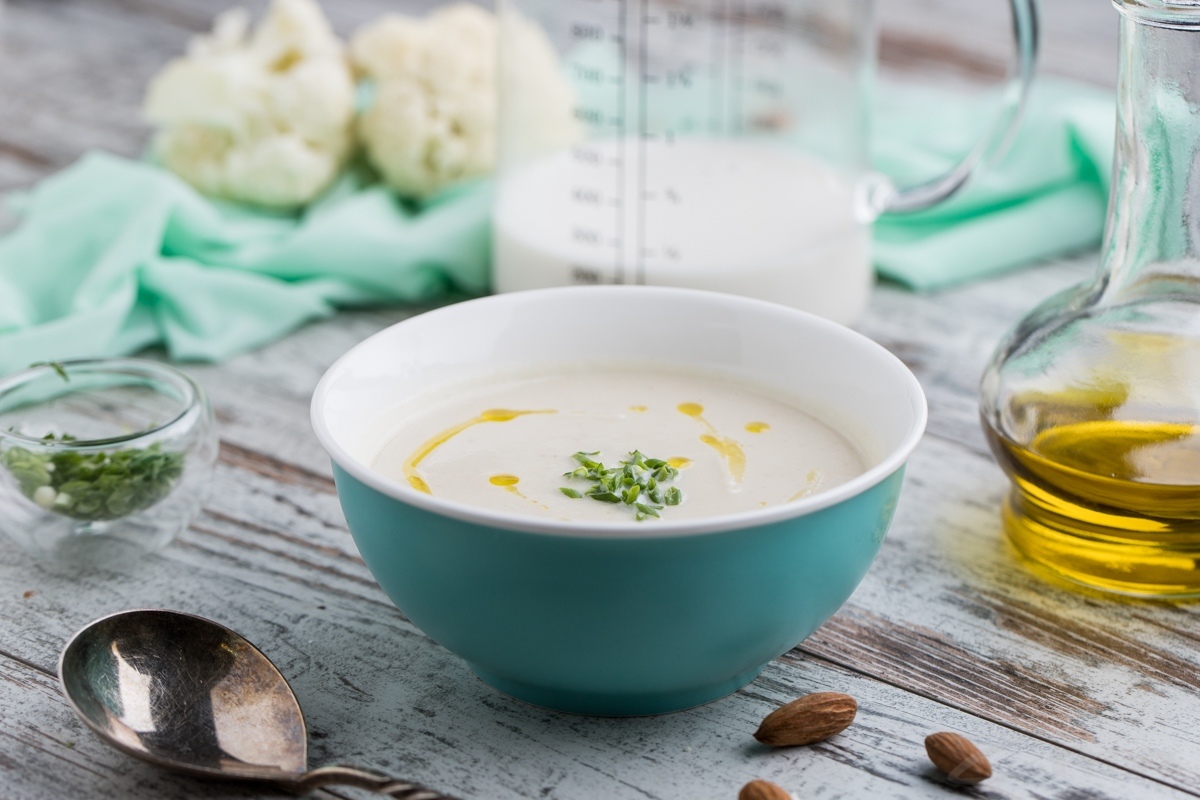 Eine cremige, wärmende Suppe, die in einer halben Stunde fertig ist. Die Beliebtheit des Herbstes kommt wieder in Mode